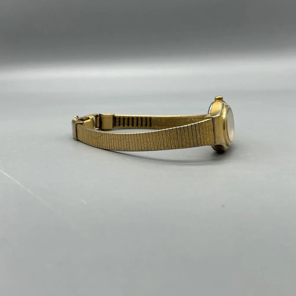 Vintage Citizen Quartz Womens Watch 17mm Gold Tone 5930-S25350 New Battery 7
